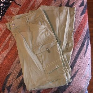 Prana pants zip off to shorts